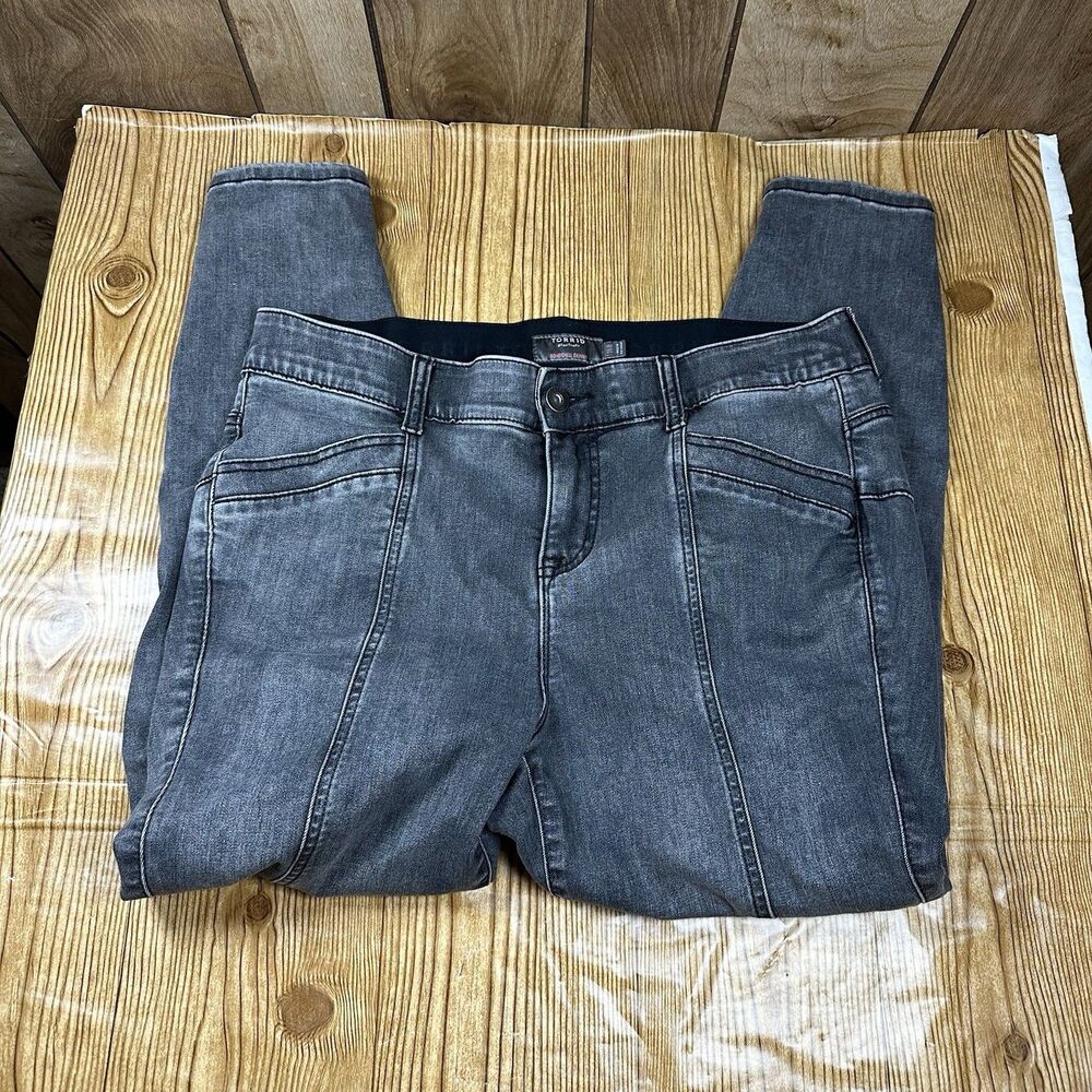 Torrid Bombshell Skinny Jeans Women’s Size 16R Gray‎ Super Soft Stretch